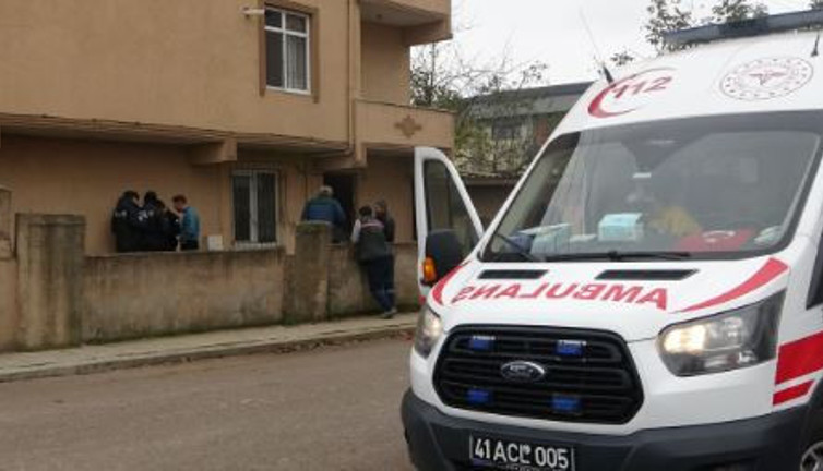 Babasını ziyarete gitti cenazesini kaldırdı