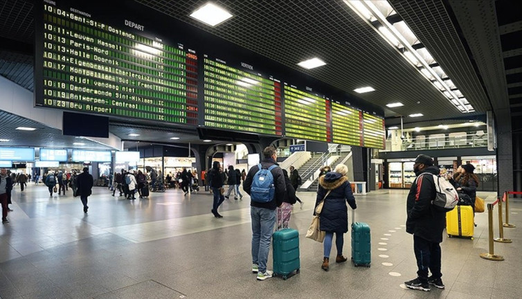 Demir yolu çalışanları grev başlattı