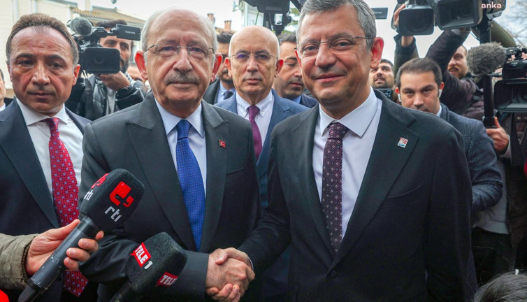 Özgür Özel'i ziyaret eden Kılıçdaroğlu'ndan takipteyim mesajı