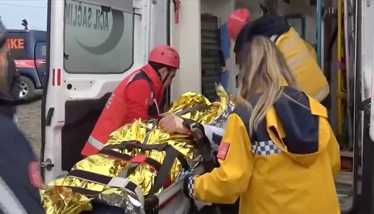 Bakan Koca, UMKE gönüllülerinin sel tatbikatını paylaştı