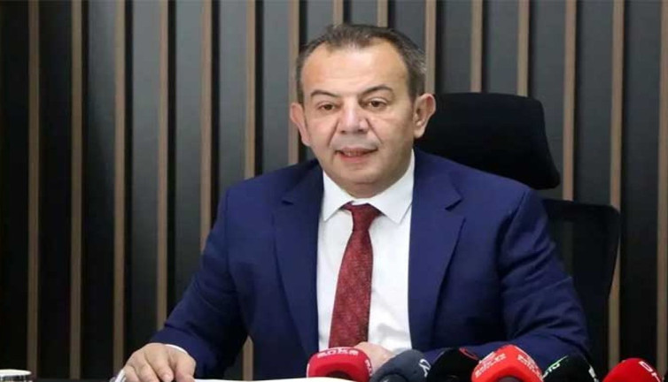 Bolu’da yeniden aday gösterilen Tanju Özcan’dan açıklama geldi. ‘Erdoğan yine seçilirse aday olmam’ demişti