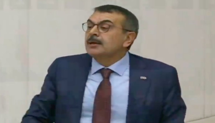 Milli Eğitim Bakanı Yusuf Tekin tarikat eleştirileri için "Bakanlık tarikatlarla protokollere devam edecek"