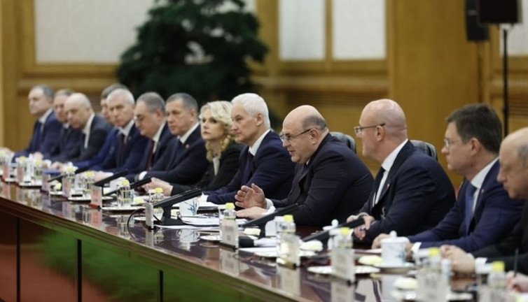 Rusya Başbakanı Mişustin, Çin’de