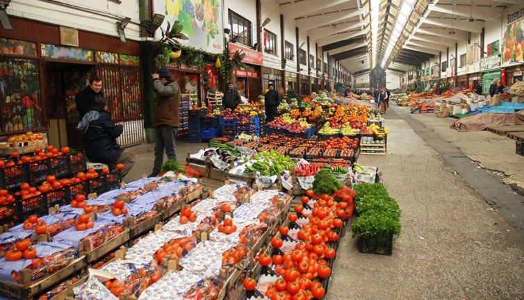 Meyve sebze fiyatlarındaki artışın faturası halcilere kesildi
