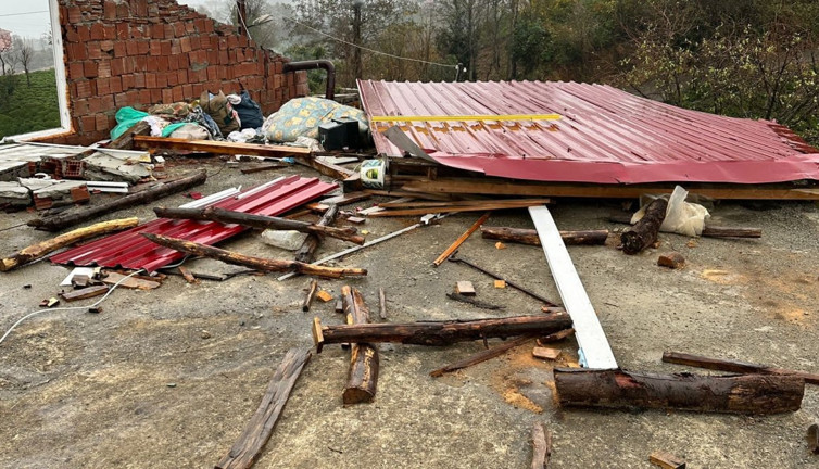 Rize Valiliği’nden fırtına açıklaması