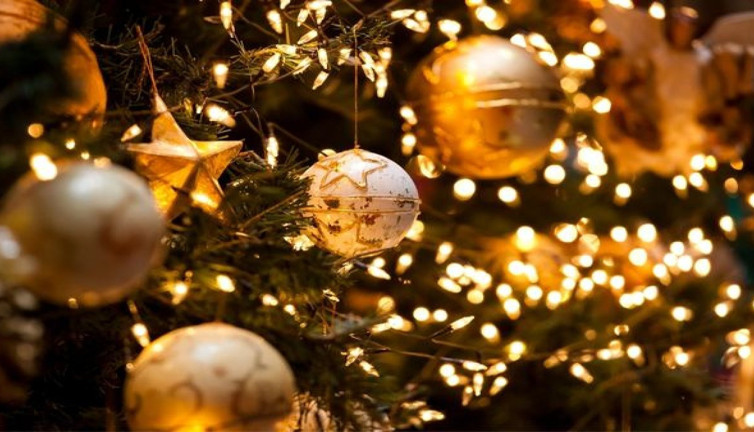 Diyanet, yılın son hutbesinde yılbaşını hedef aldı: Noel baba, eğlence, çam ağacı, piyango, alkol...