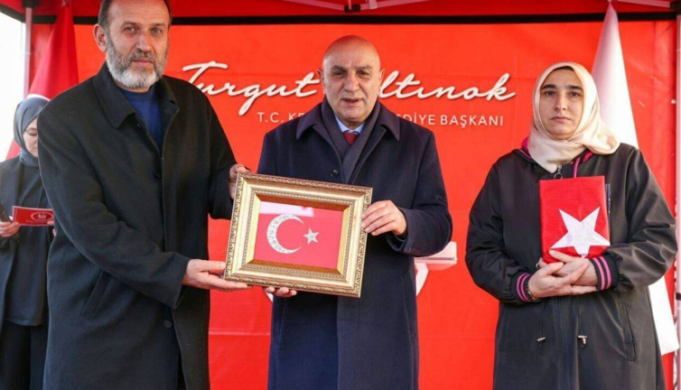 AKP’nin Ankara adayı belli oldu. Adaylığını Erdoğan’dan önce açıkladı