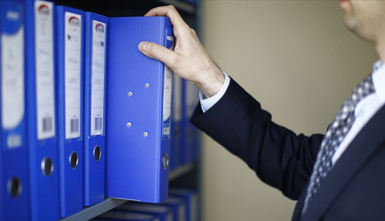 Dosyasını zamanında teslim etmeyen bilirkişiyle ilgili flaş karar