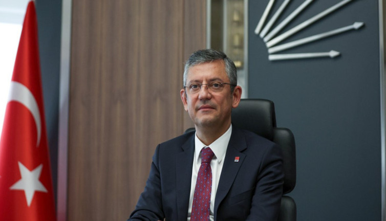 Özgür Özel'den 'Erdal Beşikçioğlu' açıklaması: Mansur Yavaş’ın tepki gösterdiği iddia edilmişti