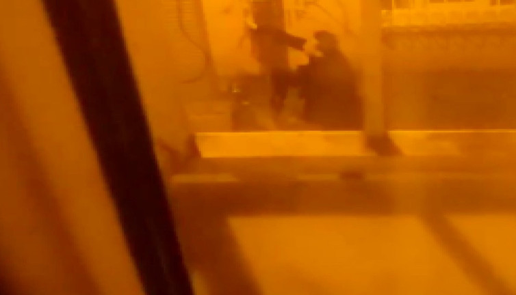 Cihangir'de Türk Bayrağına yapılan saldırıya İranlı vatandaşın verdiği tepki gündem oldu