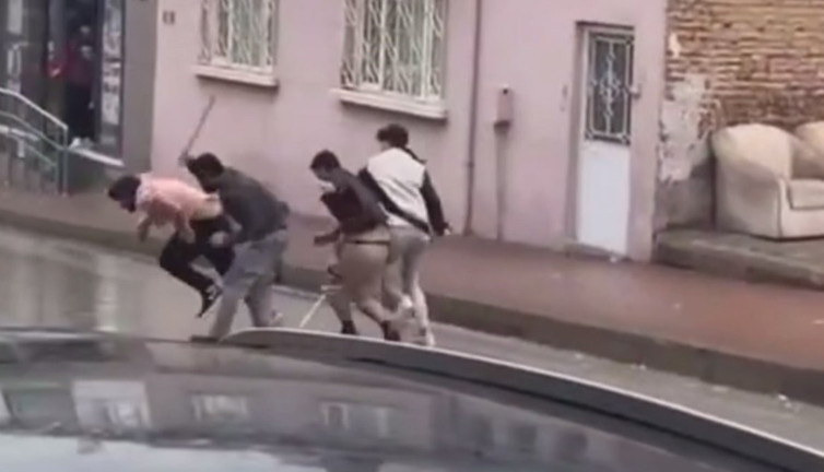 Eskişehir’de sokak ortasında kavga eden yabancı uyruklular hakkında flaş karar