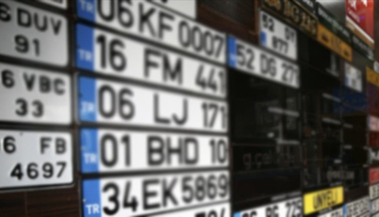 Plakalarda yeni dönem. Tüm sürücüleri ilgilendiriyor. Para ve hapis cezası geliyor