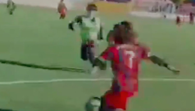 Mardinli Ronaldinho: Beşir Zeyneloğlu, çalım yeteneği ve stiliyle sosyal medyada gündem oldu