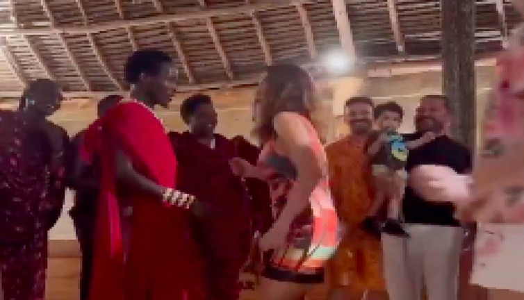 Herkes pavyon dansı yaparken Zuhal Topal da Tanzanya'da Maasai dansı yaptı