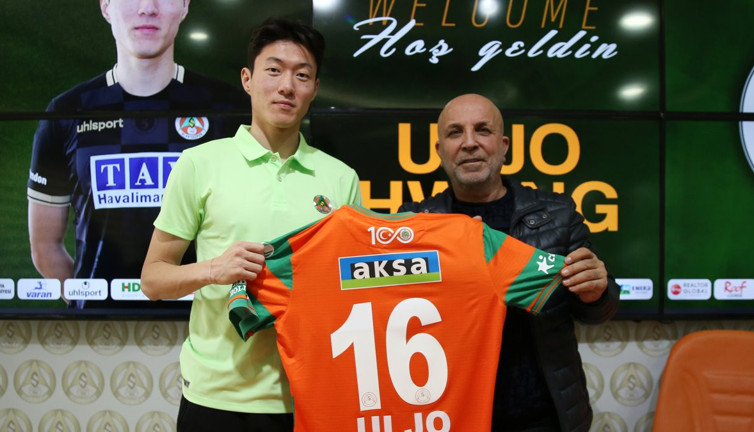 Alanyaspor yeni golcüsüne imzayı attırdı. Kim Min-Jae detayı