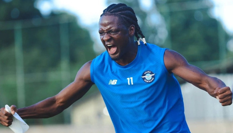Akintola'nın yeni takımı belli oldu. Adana Demirspor'dan ayrılmıştı