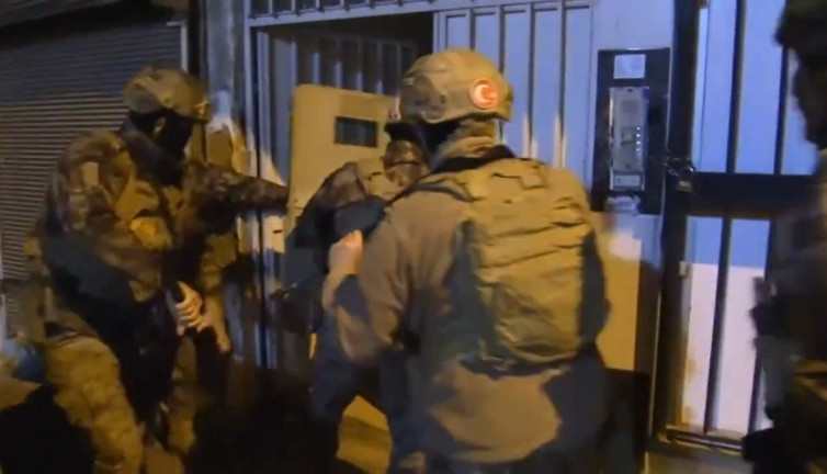 33 ilde IŞİD'e eş zamanlı operasyon. 147 şüpheli yakalandı