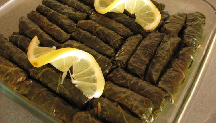 Karalahana sarması nasıl yapılır?