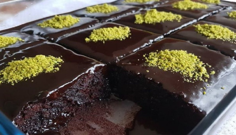 Islak kek nasıl yapılır?