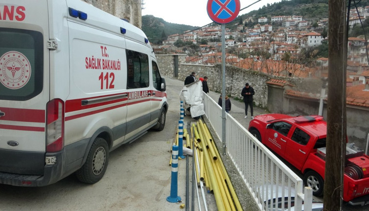 Ev yangınında yaşlı vatandaş öldü