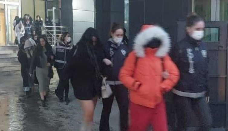 Masaj salonları fuhuş yuvası çıktı