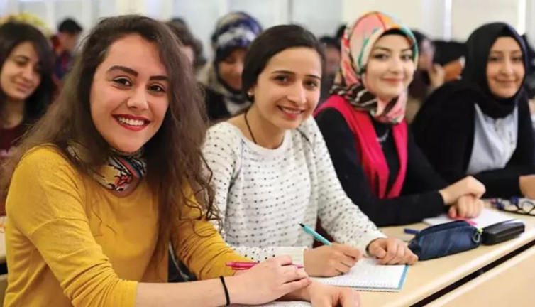 YÖK bursları artırdı. Doktora ve lisans öğrencileri ne kadar alacak?