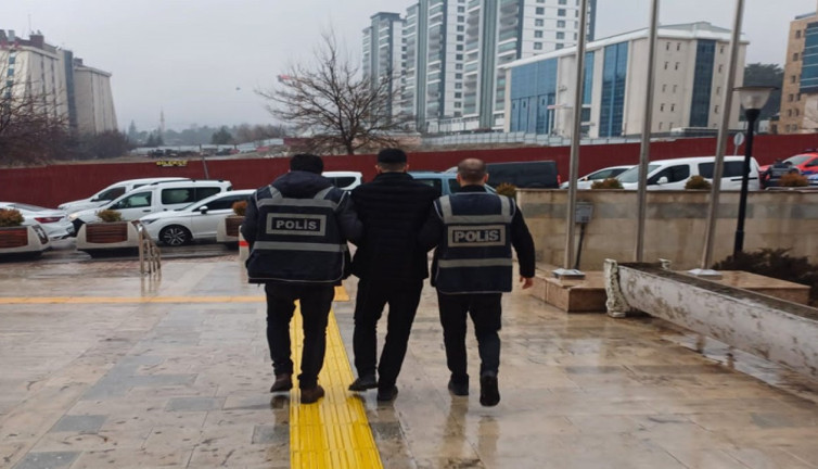 Elazığ’da kesinleşmiş hapis cezası bulunan 14 kişi yakalandı