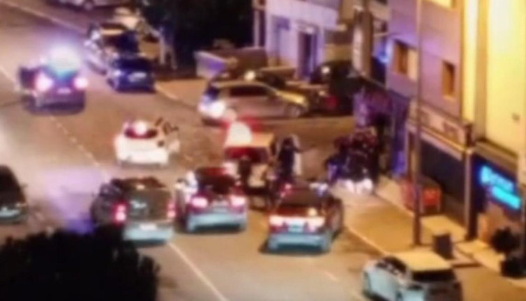 Pendik'te kaymakamlık lojmanına silahlı saldırı. Polis noktasına ateş edip kaçtılar