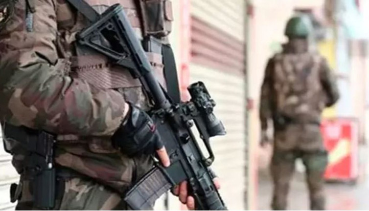 23 ilde eş zamanlı FETÖ operasyonu! Çok sayıda gözaltı var