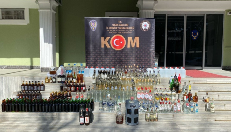 Uşak’ta kaçak alkol operasyonu: 1 gözaltı