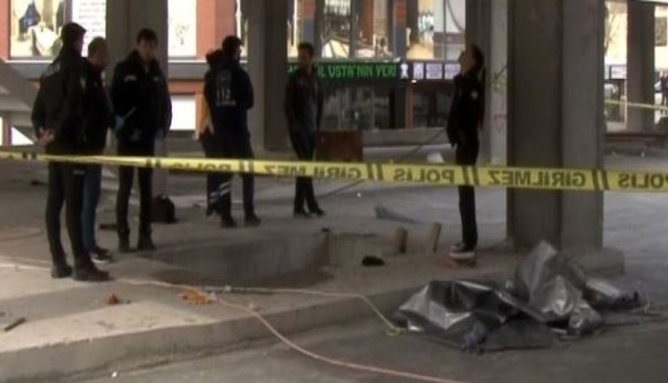 Son nefesini asansör boşluğunda verdi