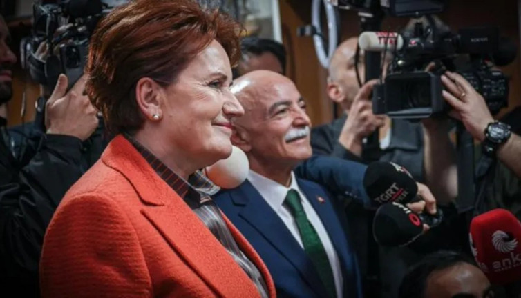 CHP'den İYİ Parti'ye geçen Hüseyin Bayındır'ın adaylığı düşürüldü