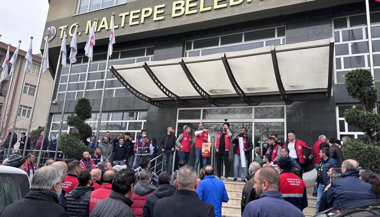 Maltepe’de maaşını az bulan belediye çalışanlarından eylem!