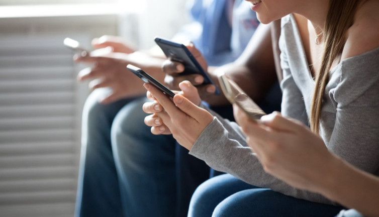 Cep telefonu faturalarına zam geliyor. Tarih belli oldu