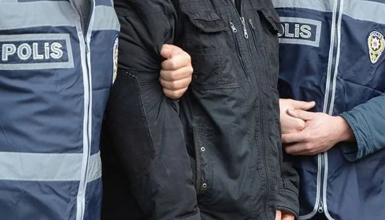 Afyonkarahisar’da FETÖ operasyonu: 2 gözaltı