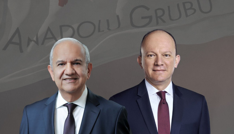 Anadolu Grubu’nda bayrak değişimi