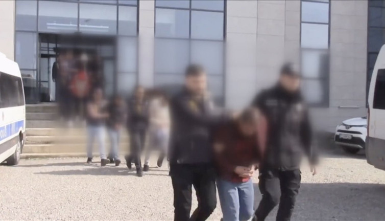 20 ilde Sibergöz-25 operasyonu: 50 gözaltı