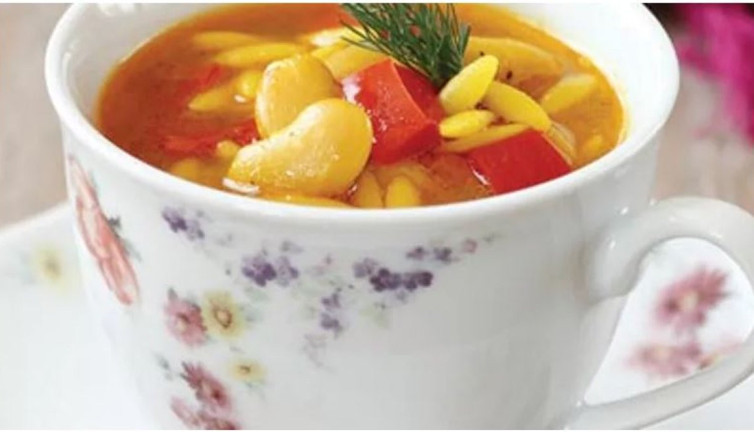 Zerdeçallı ve fasulyeli arpa şehriye çorbası nasıl yapılır? Zerdeçallı ve fasulyeli arpa şehriye çorbası için gerekli malzemeler neler?