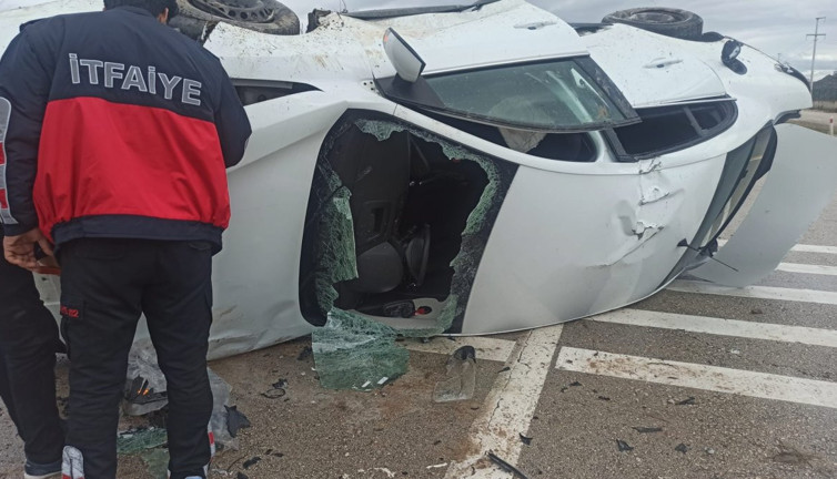 Elazığ’da otomobil takla attı: 1 yaralı