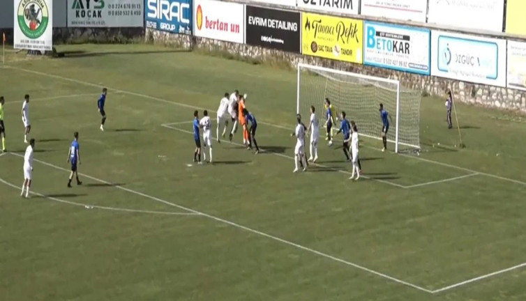 TFF 2. Lig'de Vanspor 90+5'te puanı kaptı golü de kaleci attı