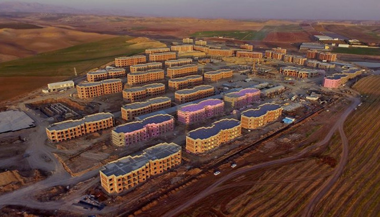 Menzilciler sandık görevlisini dövüp köylerinden kovdu iddiası. Başkasının yerine oy kullandıkları ileri sürüldü