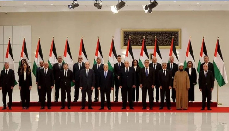 Filistin'de yeni hükümet Gazze'nin 'idaresi programıyla' yemin etti