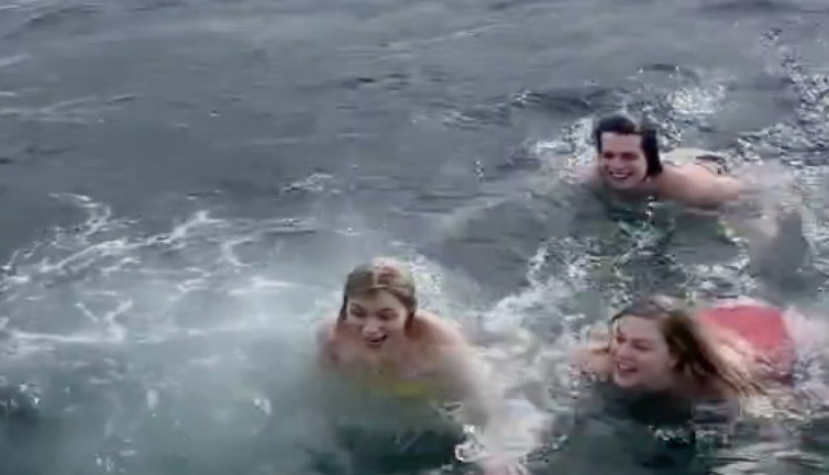 Aleyna Tilki ve Serel Yereli'nin boğaz macerası: Akıntıya karşı zor anlar