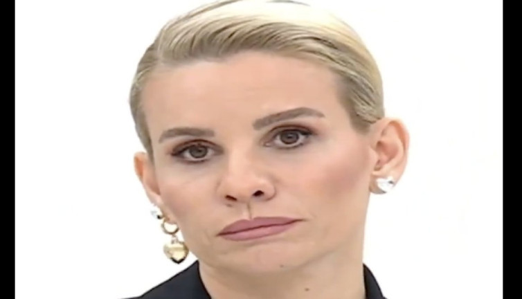 Esra Erol'da dadı olarak iş arayan kadının 8 yaşında çocuğu diri diri gömdüğü ortaya çıktı