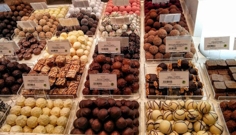 Dünyaca ünlü çikolata firması iflas etti. Ürünlerini bedava dağıtıyor