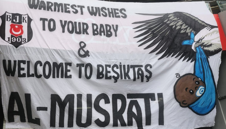 Bebek Musrati'ye İnönü'de pankartlı mesaj