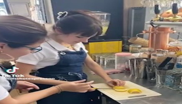 Z kuşağının ti'ye alındığı video sosyal medyada gündem oldu