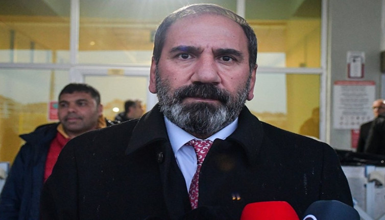 Sivasspor Başkanı Otyakmaz'dan TFF başkanlığı açıklaması