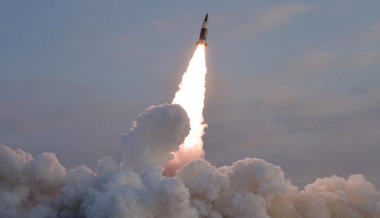 Kuzey Kore'den balistik füze denemesi