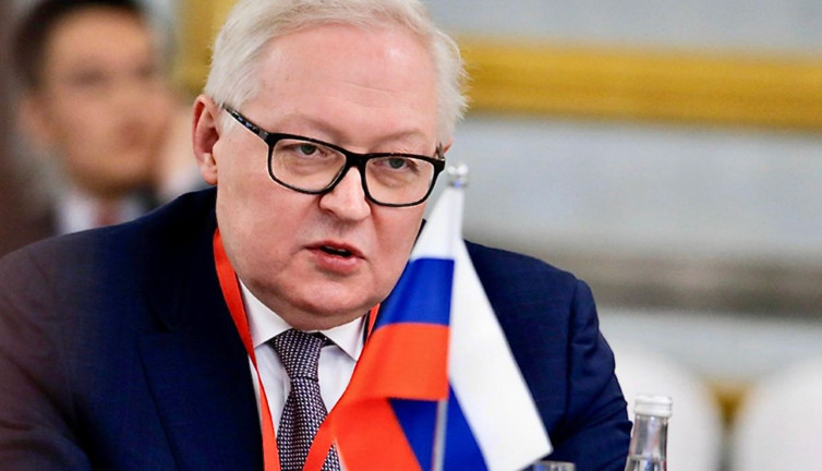 Rusya Polonya'yı tehdit etti